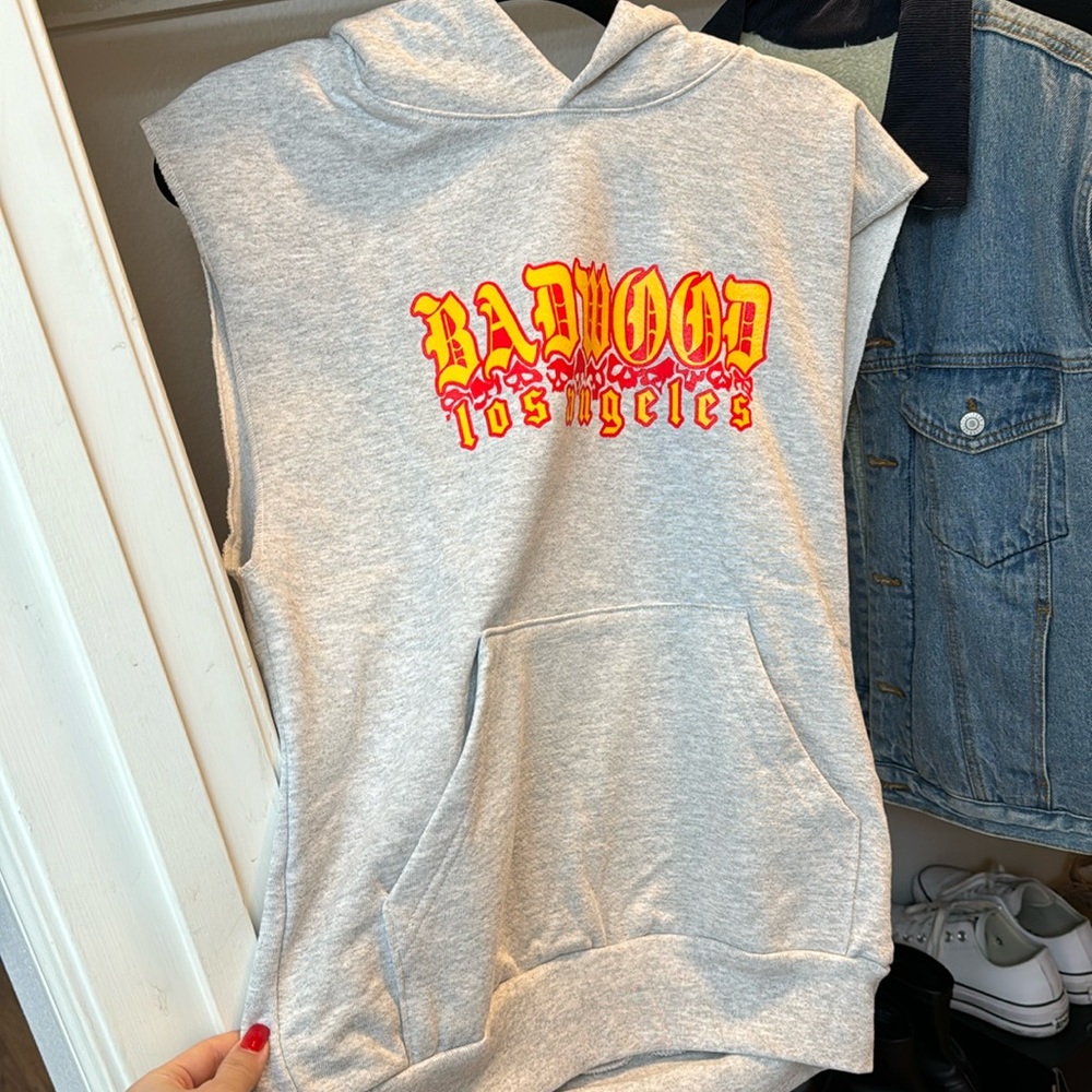 badwood sleeveless hoodie